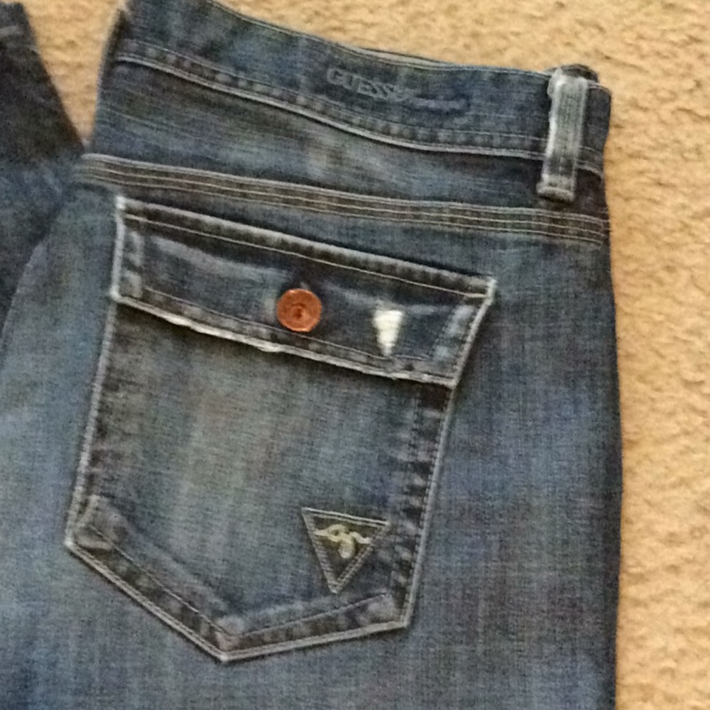 Guess Jeans👖 - Picture 3 of 4